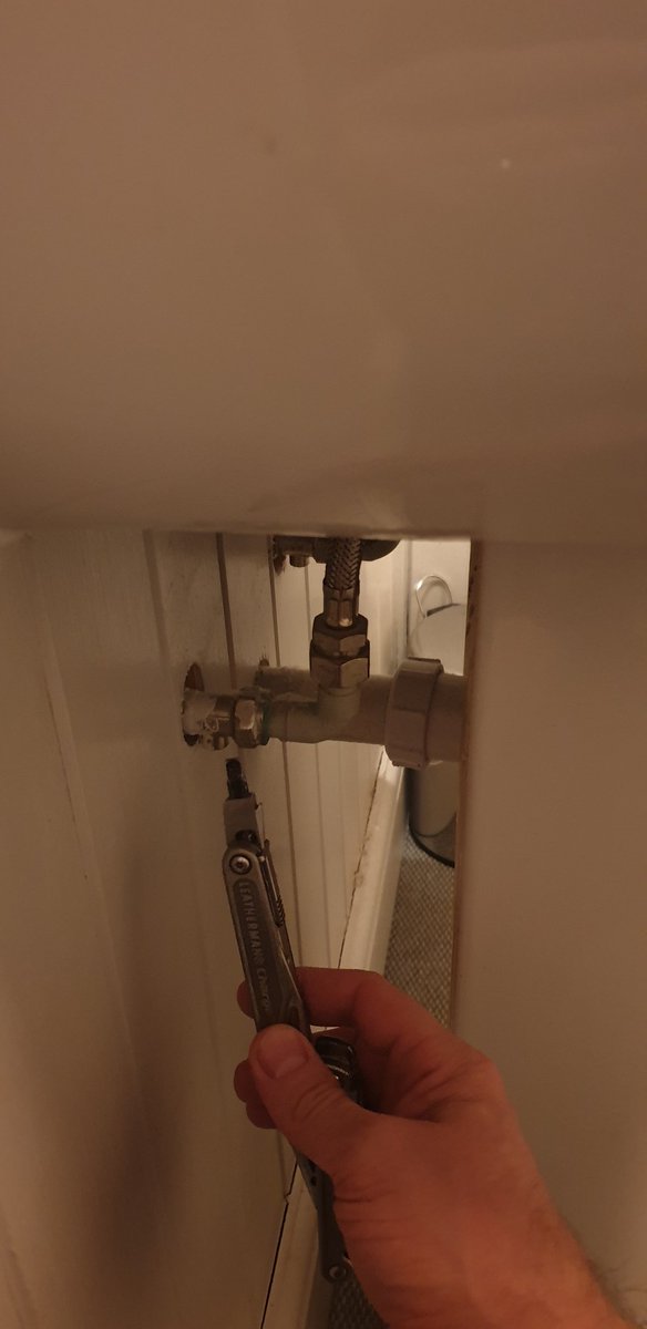 Of all the people to put in a hotel room with a dripping hot tap.....I'm probably not the most tolerant?!😂