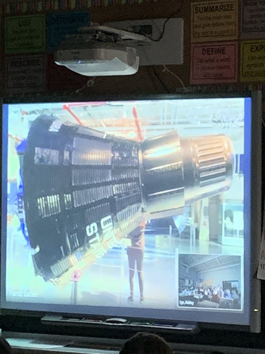 msasully's tweet image. Great virtual learning experience today with the @IntrepidMuseum thanks to @SkypeClassroom with our grade 6 students @CobblestoneES #wetravelledtoNY #learningfromexperts