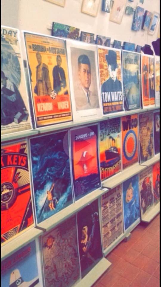 JulieOR76023902's tweet photo. Day 84/100 Every poster under the sun #100sonas #allofthem https://t.co/gtXObYCkxI