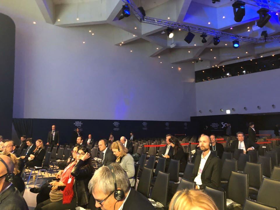 Лучшее выступление в давосе. Зеленский на форуме в давосе. Лучшее выступление в давосе. Лучшее выступление в давосе. Зеленский davos 2022.