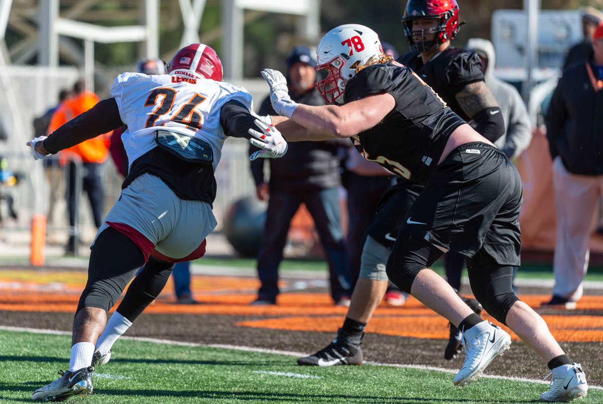 FargoBigE's tweet photo. St. John's offensive lineman creating a buzz at the Senior Bowl #MIACFB #d3fb #SeniorBowl | @INFORUM https://t.co/dhIAR0BAfQ https://t.co/UzPPfHew5M