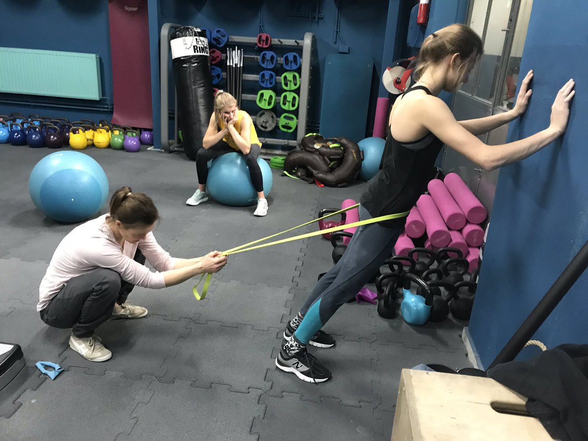 tomekmaz's tweet image. ...i praca ciężka po nocach, ach, jakże było wspaniale... 

Ostatnie dogładzenie z Magdą Terlecką #motionlab - a od jutra, dzięki uprzejmości federacji belgijskiej CMBel, zaczynamy 10-dniowe zgrupowanie z ich kadrą, temat: „comp force desicion and work under frustration” 🤔😉😆