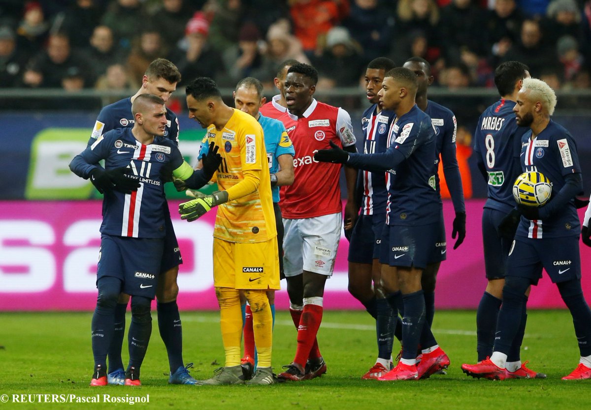 неймар голы за всю карьеру. гвоздева бельгия. сколько где играет. криштиану роналду 17/18. криштиану роналду или месси.