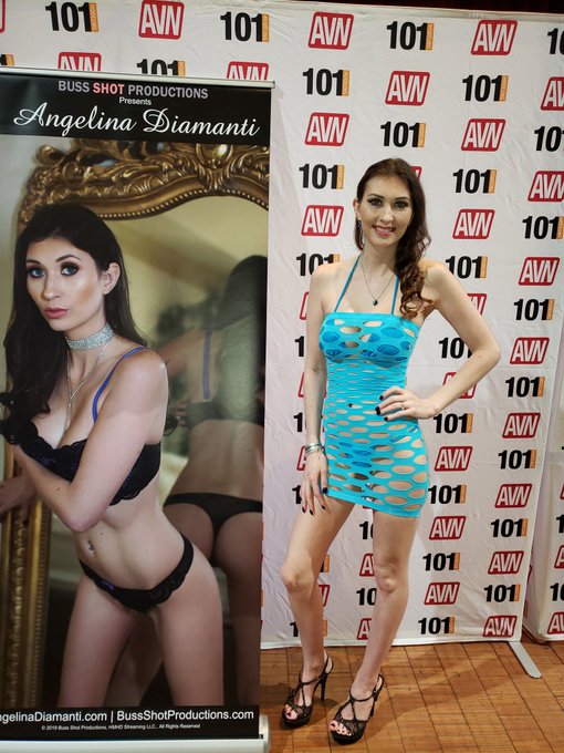 First day at the @AEexpo https://t.co/EVCd8bhW5H<a class="tags" href="/tag/aeexpo">@aeexpo</a>