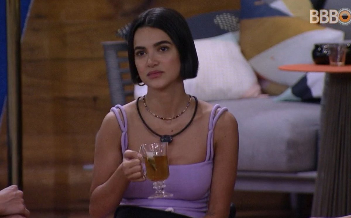 memesdobbb21's tweet photo. Minha amiga: chamei fulano pra ir com a gente.

Eu: 
#BBB20 https://t.co/pkJ8Pr3h40