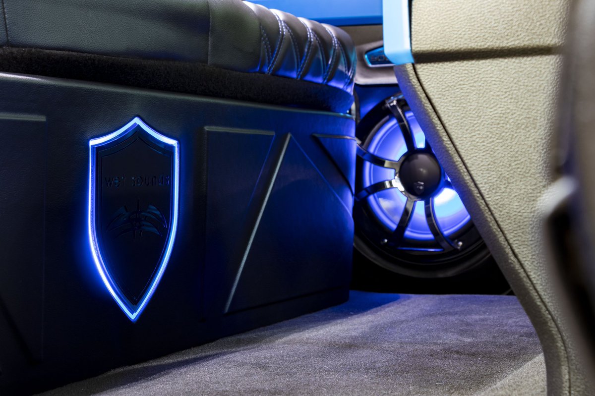 wet_sounds's tweet photo. Sound on Fleek!
#wetsounds #wetlife #sematruck #bigsystems #blownaway #custominstall #revospeakers #powerfulsound #highperformanceaudio #poweredbywetsounds https://t.co/1DJdS5NQgs