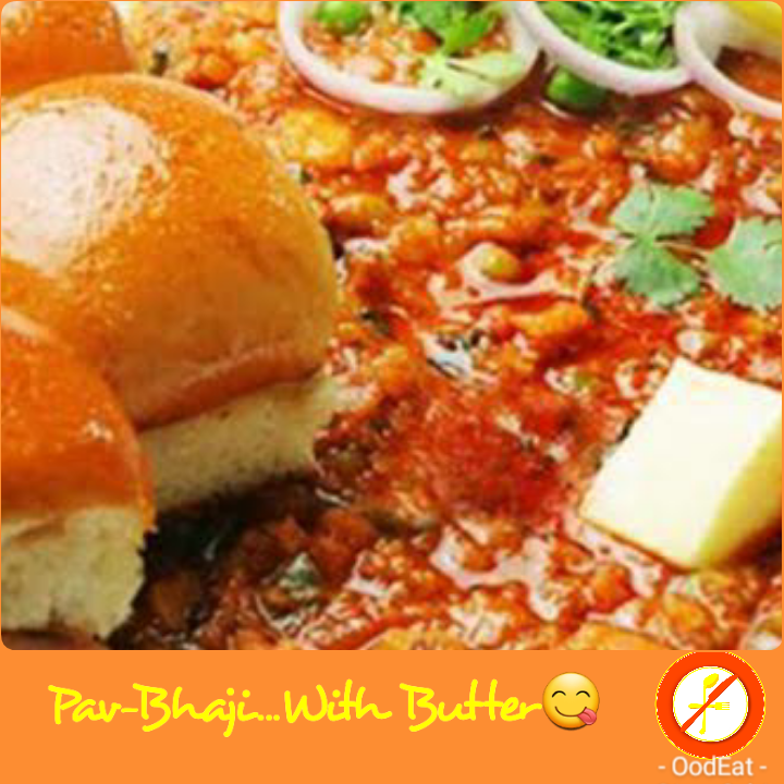 Pav Bhaji(Pav-Bread wid spicy curry n Butter)😋
❣️
#pavbhaji #pavbhajilovers #streetfood #streetfoodlover #foodblogger #foodie #oodie #oodeat #oodthursdays #food #yummy #gourmet #sinful #tempting #delhi #mumbaifood #indianfood #snack #spicy #tasty #ilovefood #foodiesofinstagram