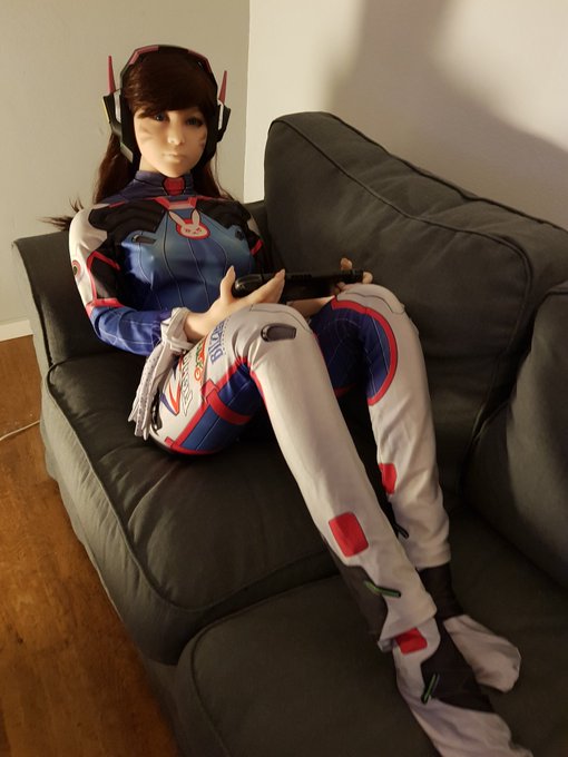 "I play to win" 🐰 Overwatch DVa outfit set coming soon. Gloves are too small, but why would she be wearing<a href="/tag/nsfw"class="tags"><span>#nsfw</span></a><a href="/tag/lovedoll"class="tags"><span>#lovedoll</span></a><a href="/tag/overwatch"class="tags"><span>#overwatch</span></a>