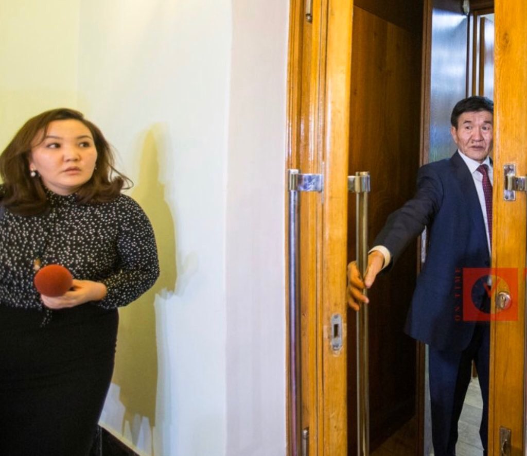 Uneniig haih setguulchiin bolon unenees zugtah uls turchdiin dur turh iim aj...