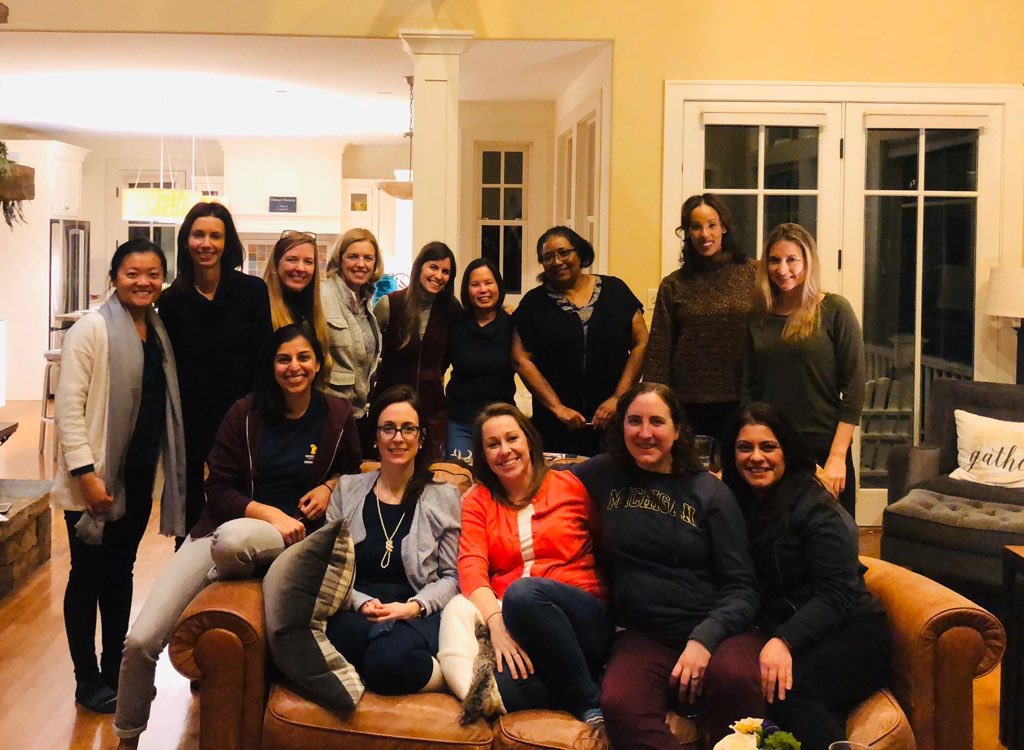 CHsu1012's tweet photo. Our first @UMichiganEM women mentorship event: watching and discussing the @feminemtweets #FIX19 talk on mommy guilt by @RoseBDiaz. https://t.co/EVWKwj6gAv Thank you @SusyDemeester for hosting! #Shemergency https://t.co/fVp7erv1dM