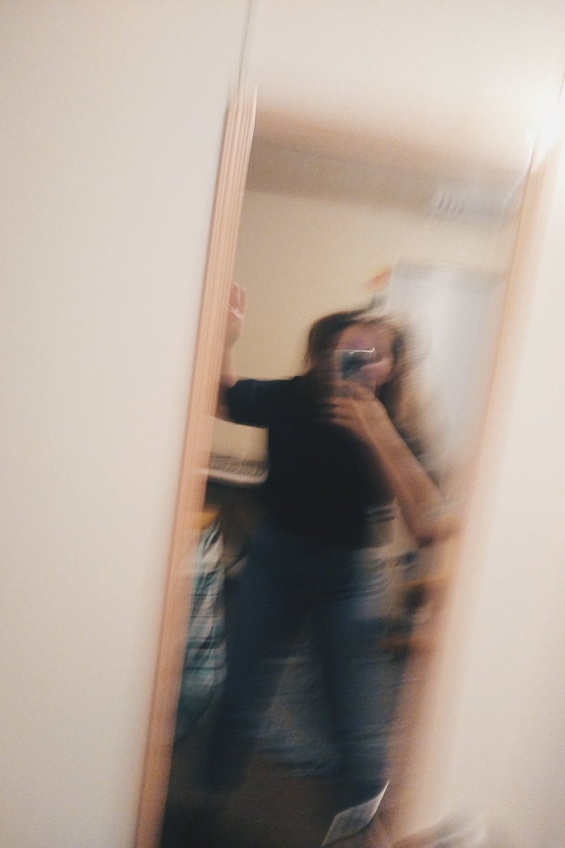 mandaleelowry's tweet photo. amanda tries to be cool then falls over: a series https://t.co/v5vGENOu9A