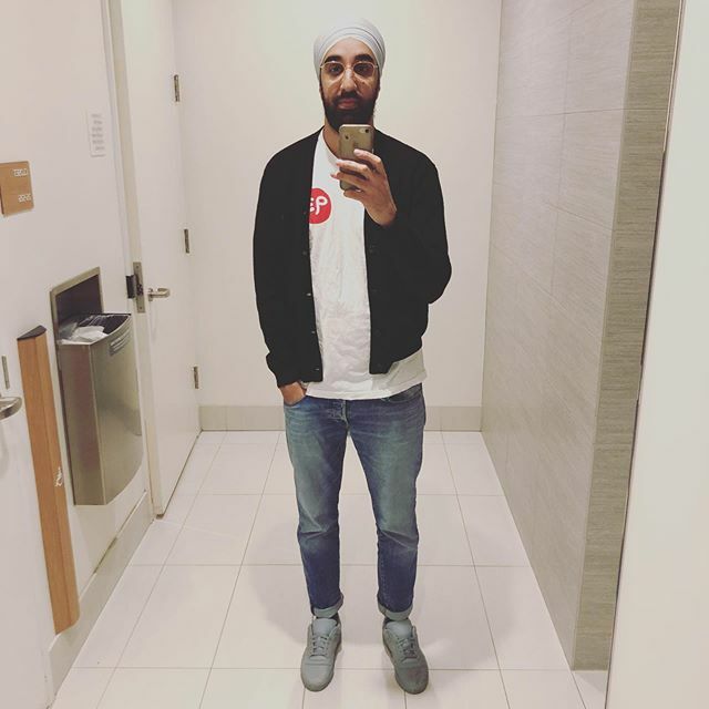 SectorThirteen's tweet photo. S13 Logo Tee x Bathroom Selfie

Model: @tejdhillon 
Size: XL https://t.co/710tP9wkMb https://t.co/cAaYSQcHbm