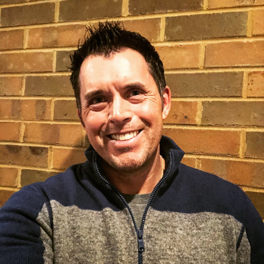PKTirish's tweet photo. Had a different selfie to post but I wasnβt smiling n I looked sullen (my own opinion) so I took another. Still feel meh about this one but here I am. Enjoy. Or hate on it. Whatever. π€·π»ββοΈ
#selfie #smile #selfietime #fashion #dressforwork #sweater #express #wednesday #humpday https://t.co/WYfvVbGzO0