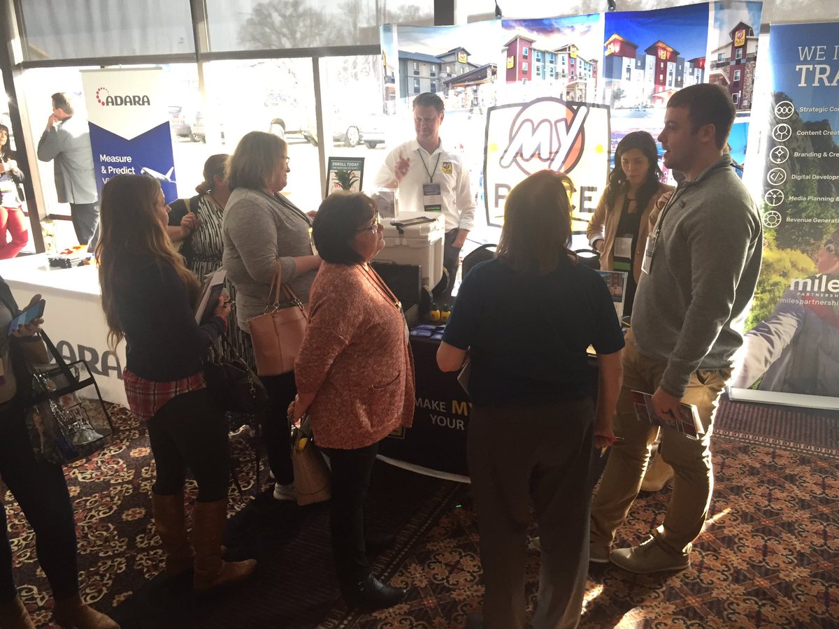 MyPlaceHQ's tweet photo. A crowd gathers at our booth talking @e2thericmyers about franchise opportunities! #SouthDakota
#StateOfGreat
#SDTourism #GreatFacesGreatPlaces https://t.co/QaRYQK6PJa