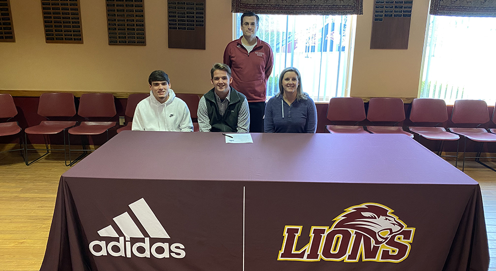 gofhulions's tweet photo. Elkmont Goalkeeper Signs With Lions
https://t.co/8MpbKpLp63 https://t.co/DqRjqcdVTa