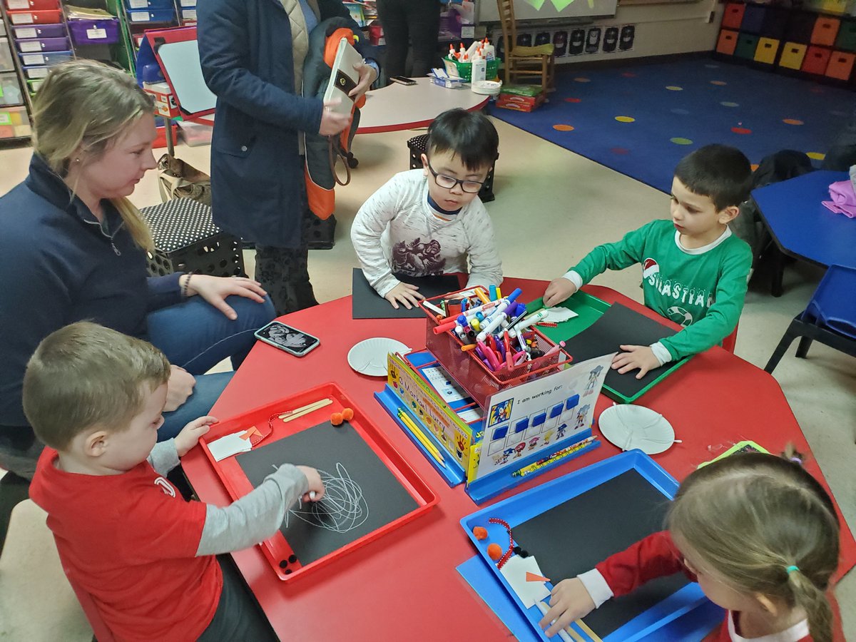 Willard_School's tweet photo. What a turn out for our first Cozy Literacy Night! Pajamas, books, and a whole lot of fun with our students, families, and staff. Thank you to our PTO, families, and staff for supporting this event. Go Willard Go! #cozyliteracynight #WillardPride #BerlinReads #amazingPTO https://t.co/1rZ9Z6yKsB