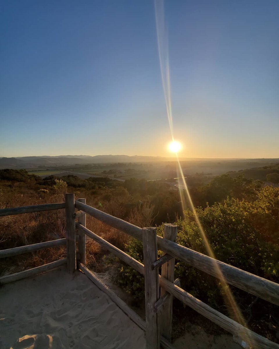 ExploreLompoc's tweet photo. Ranked the top hike in Lompoc, Bodger Trail is a stunning escape from the big city! βοΈπ΄
Click here for more info & trail map β‘οΈ https://t.co/p29tZNPB7d
πΈ @missvillegas01
#explorelompoc #socalhiking #hikecalifornia https://t.co/aaxtfT8zUL