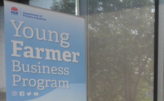 WesternMag1's tweet photo. @markbouris @snorkymortlock among guest speakers at the upcoming Young Farmer Business Program conference in #dubbo https://t.co/Gtkzod7upA https://t.co/5uFPq3REDL