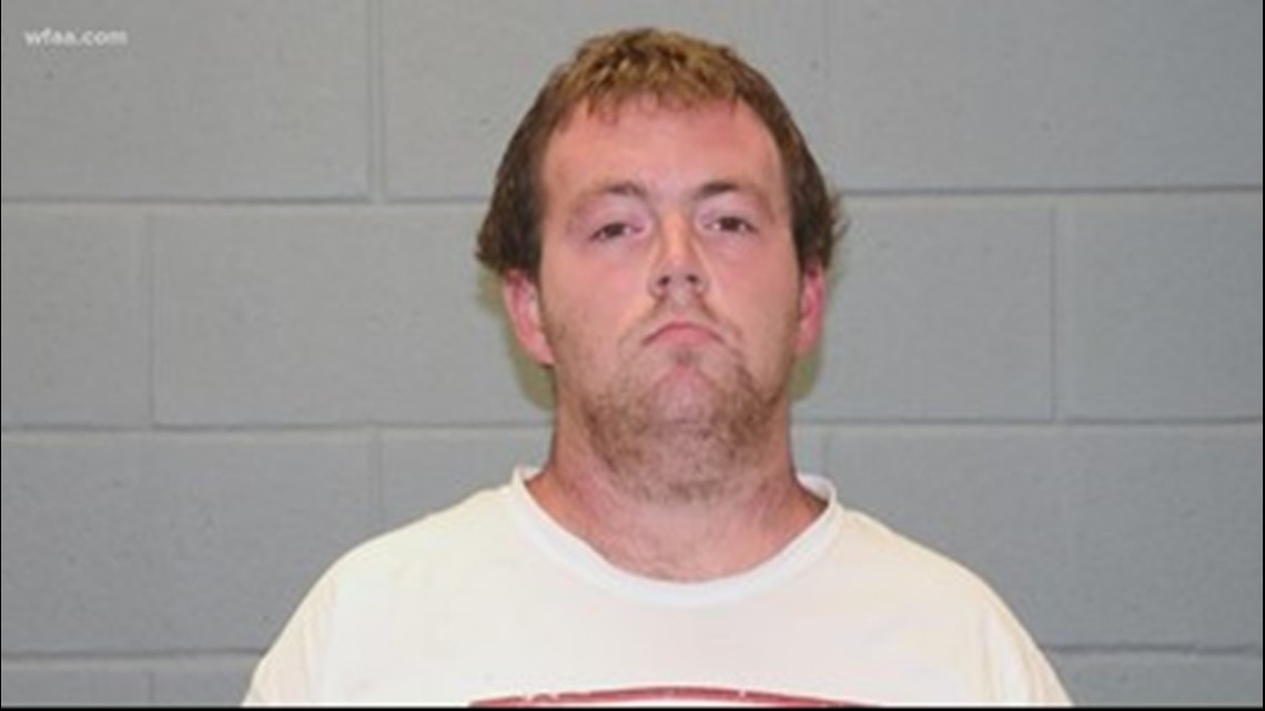 New @WFAA 'It makes me sick': Parents concerned after alleged child predator out on bond, despite 3 arrests in 2 months growmap.online/RNYtzp