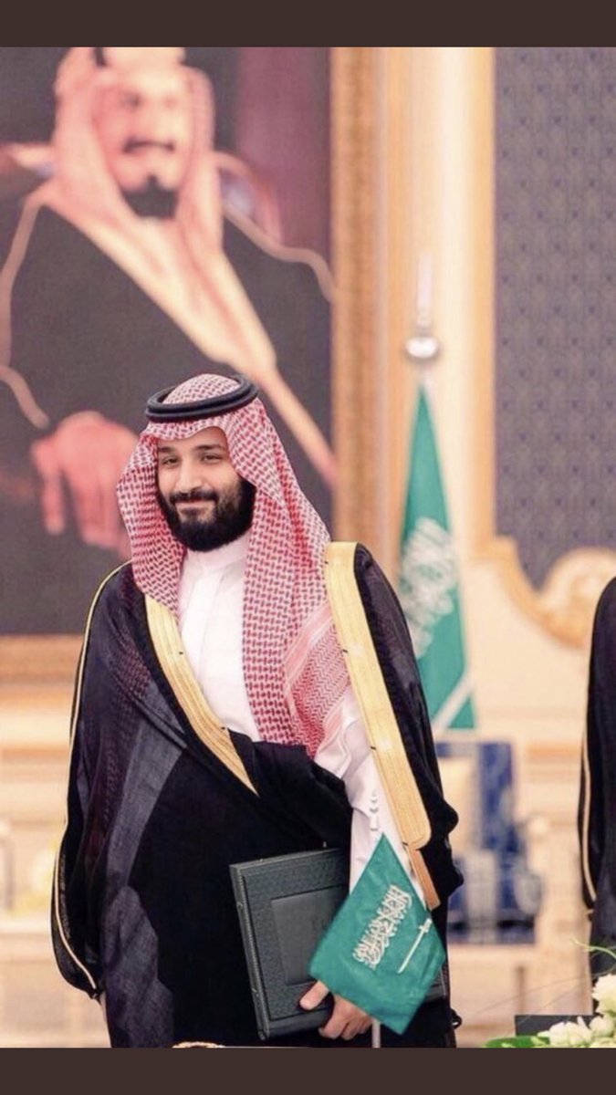 fahd0d's tweet photo. حفظ الله أبو فهد و ولي عهده ودام عزّك يابلد🇸🇦💚
 #السعوديون_دون_محمد https://t.co/GBATPhvvcG