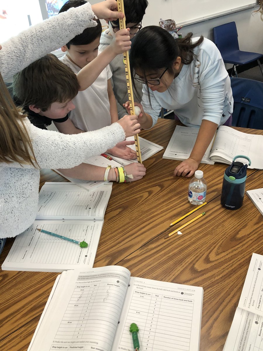 Classroom206's tweet image. Observing and predicting patterns of motion #EngageD64 #TCIScience