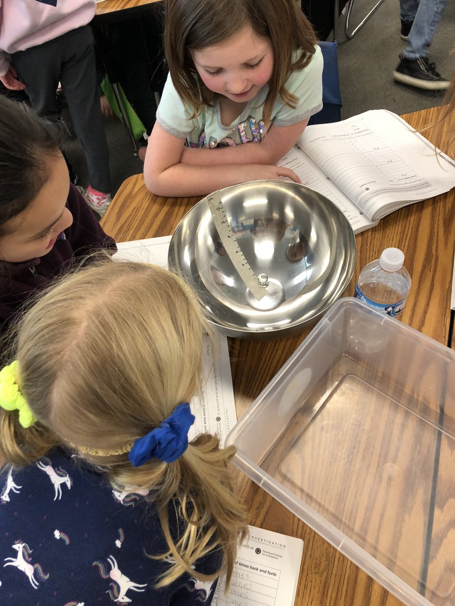 Classroom206's tweet image. Observing and predicting patterns of motion #EngageD64 #TCIScience