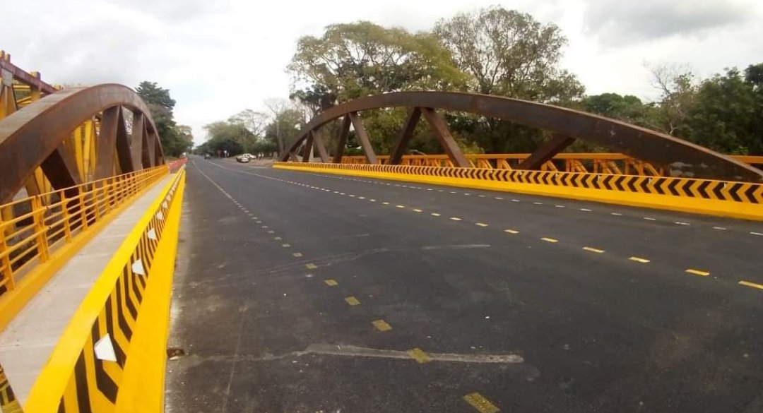 AutoviaNG's tweet photo. El año 2020 inicia con muy buenas noticias para la comunidad y usuarios del corredor Neiva – Espinal – Girardot y conexiones, el día de Hoy 22 de enero de 2020 se coloca al servicio la nueva estructura del Puente sobre el río Anchique municipio de Natagaima. #LogrosQueConectan https://t.co/yvZx1BAv2y