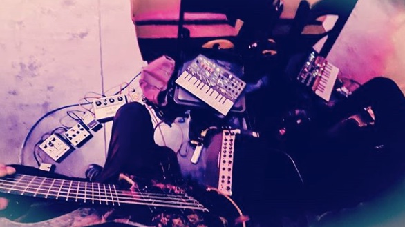 rpguerin's tweet photo. Quick solo bass hit...
#rolandguerin #solo #bass #MicroFreak #echoshifter #cali76tx #ibanezehb1506ms #mxrlooper #neworleans #musicmaking https://t.co/lwgXYCz7To