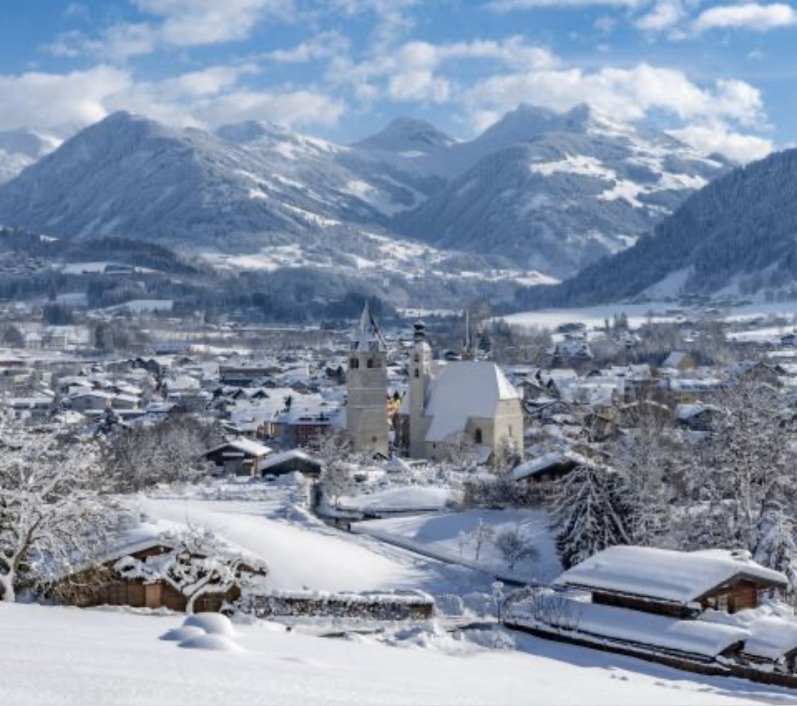VolkerMusahl's tweet photo. @ACLStudyGroup starting Sunday January 26-31. Kitzbühel Austria. Going to be exciting #ACL #Earlysurgery #Fixinstability #Hacknzamfuigfuiundaufigehts https://t.co/bNUzuokxth