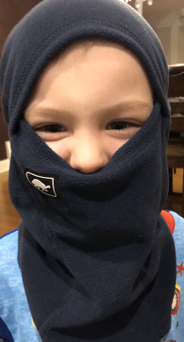 mcdoweb's tweet photo. Cold weather ready! And helping someone else stay warm too, bonus! @CrystalMountain @turtlefur #projectwarmth https://t.co/eZReGG8owk