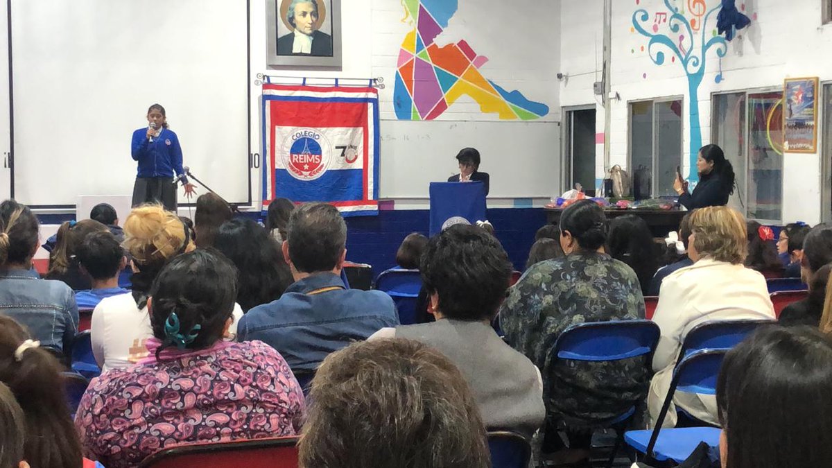 ReimsOficial's tweet photo. El día de hoy disfrutamos al máximo nuestro Concurso de Poesía y Oratoria en #PrimariaReims

¡FELICIDADES A TODOS NUESTROS ALUMN@S REIMS!  ⭐️ 🐬 💙 👊🏻 🎓 

La próxima semana tendremos la categoría principiantes. https://t.co/AS5jLcs5AU