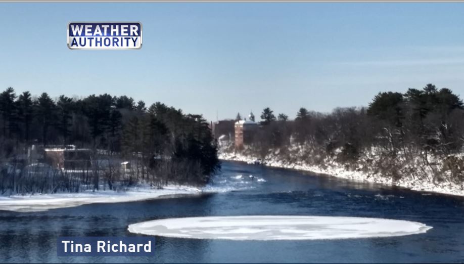 CharlieWGME's tweet photo. In #icedisk news, it's not looking promising in Westbrook now. There is however an ice disk rotating in Skowhegan. Thanks Tina Richard. https://t.co/ocVUln1aLS