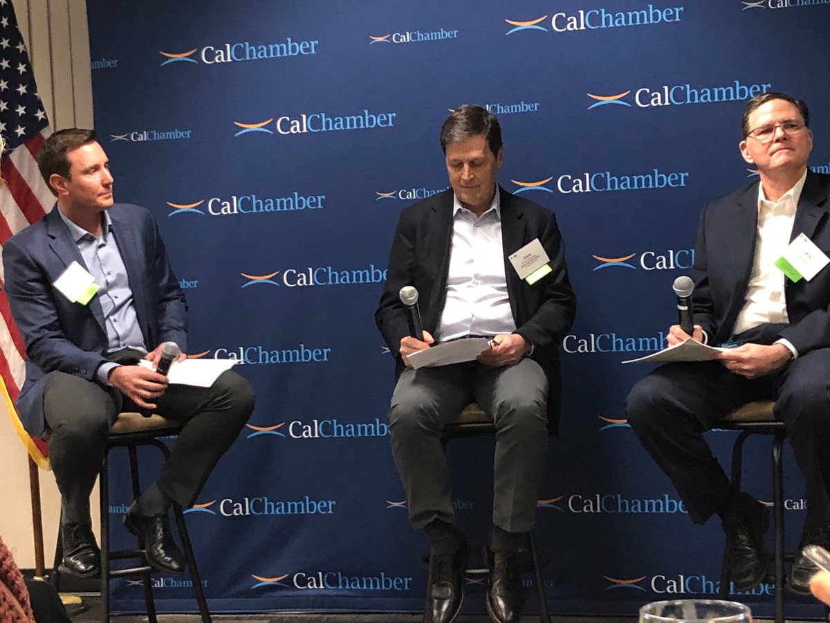 DCAPartners's tweet image. FEI Sacramento hosted an excellent seminar yesterday evening on negotiations. Chris Chediak of @weintraub_law and Larry Gilmore of VSP Global were fantastic panelists alongside our very own Curt Rocca. Thanks to all who attended!