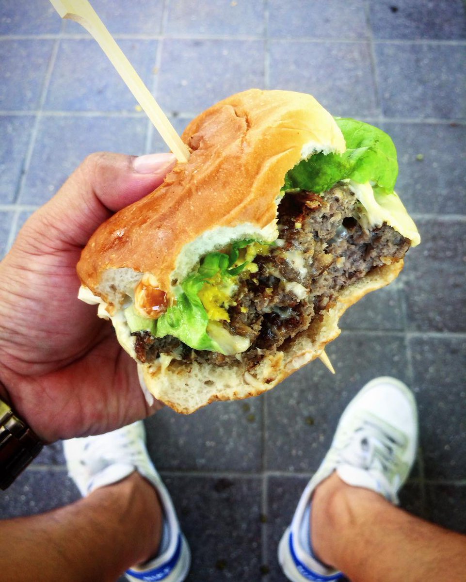 FuelShack's tweet photo. Nom Nom!
Certified HALAL and 100% Pure Australian Lamb!
#fuelshack
#FuelShackMY https://t.co/U7FLAZZSdi