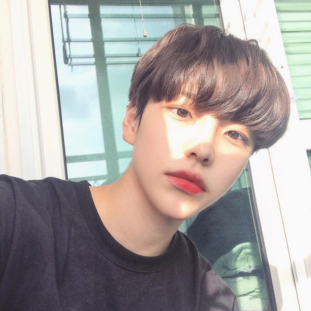 ggPP03's tweet photo. แสงแดดมันแยงตา☀️ ความน่ารักของเธอมันแยงใจ ❤
ความน่ารักของเราเองนะ😳
❤ = DM (ทักมาก่อนได้)

#บอทใหม่ #บอทหาเดมประจํา #บอทเมะ #บอทเคะ #บอทเหงา #บอทหาแฟน #บอทหาคนคุย https://t.co/oEyKVhu84t