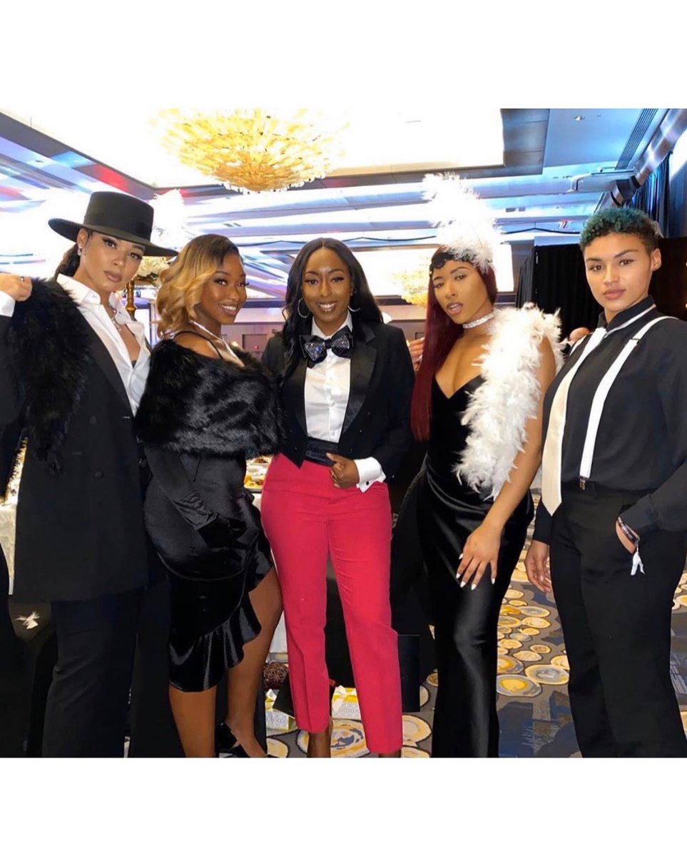 OfficialShyann's tweet photo. Yesterday We aka @junesdiary Had a Blast Performing at The Houston Sports Award 🥇. Congratulations Carl Lewis on your induction into the Hall of Fame! It Was Such An Honor To See You Shine. ✨ #KeepTheDreamAlive. https://t.co/rmfu3opvkj