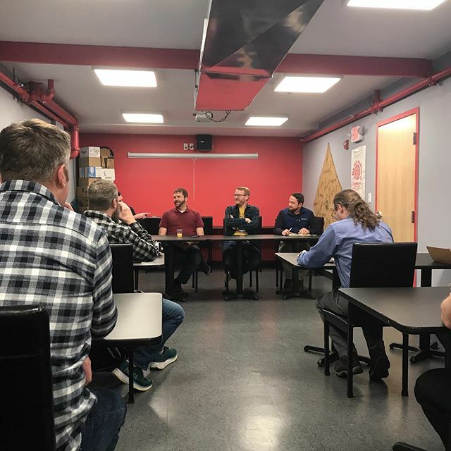 MuntonsUSA's tweet photo. Sitting in on the @bostonworts meeting and enjoying a panel discussion on NEIPA
.
.
.
Hit us up if you want the best malts to make the best hazy! ๐ซ ๐บ ๐ป .
.
#HomeBrew #CraftBeer #Beer #Brewing #NEIPA #IPA #Brewing #RDWHAHB https://t.co/IKmrK2CZRa https://t.co/J43mEvcxp8