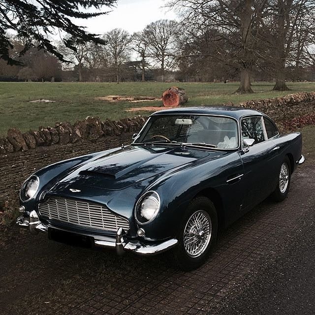 BjornFarrugia's tweet photo. Aston Martin DB5 ๐ฅ
#LA #hiltonhyland #luxuryhomes #milliondollarlisting #residential #realestateagent #zillow #luxuryrealestate #architecture #views #l4l #followback #instafollow #teamfollowback #picoftheday #iamyouragent #losangeles #santamonica #brentwood #malibu https://t.co/STWjTb0sBS