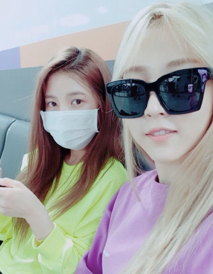 picmoonsun's tweet photo. thank you moonbyul for these selcas!! 😍 https://t.co/GRqZGnaaMv