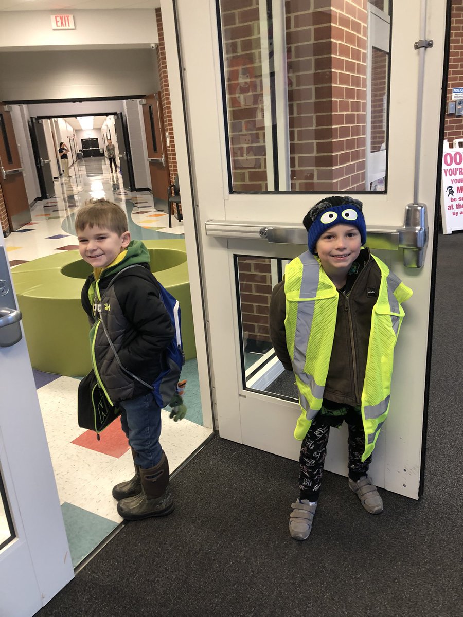 tessmooretlc's tweet photo. #studentofcharacter Congratulations to our first SOC Silas!  We are so proud of your behavior!!! Thank you for opening doors to serve others today!! @Knights_TLC @Director_ElemED @drkrauseashley https://t.co/Jd1siegoOC