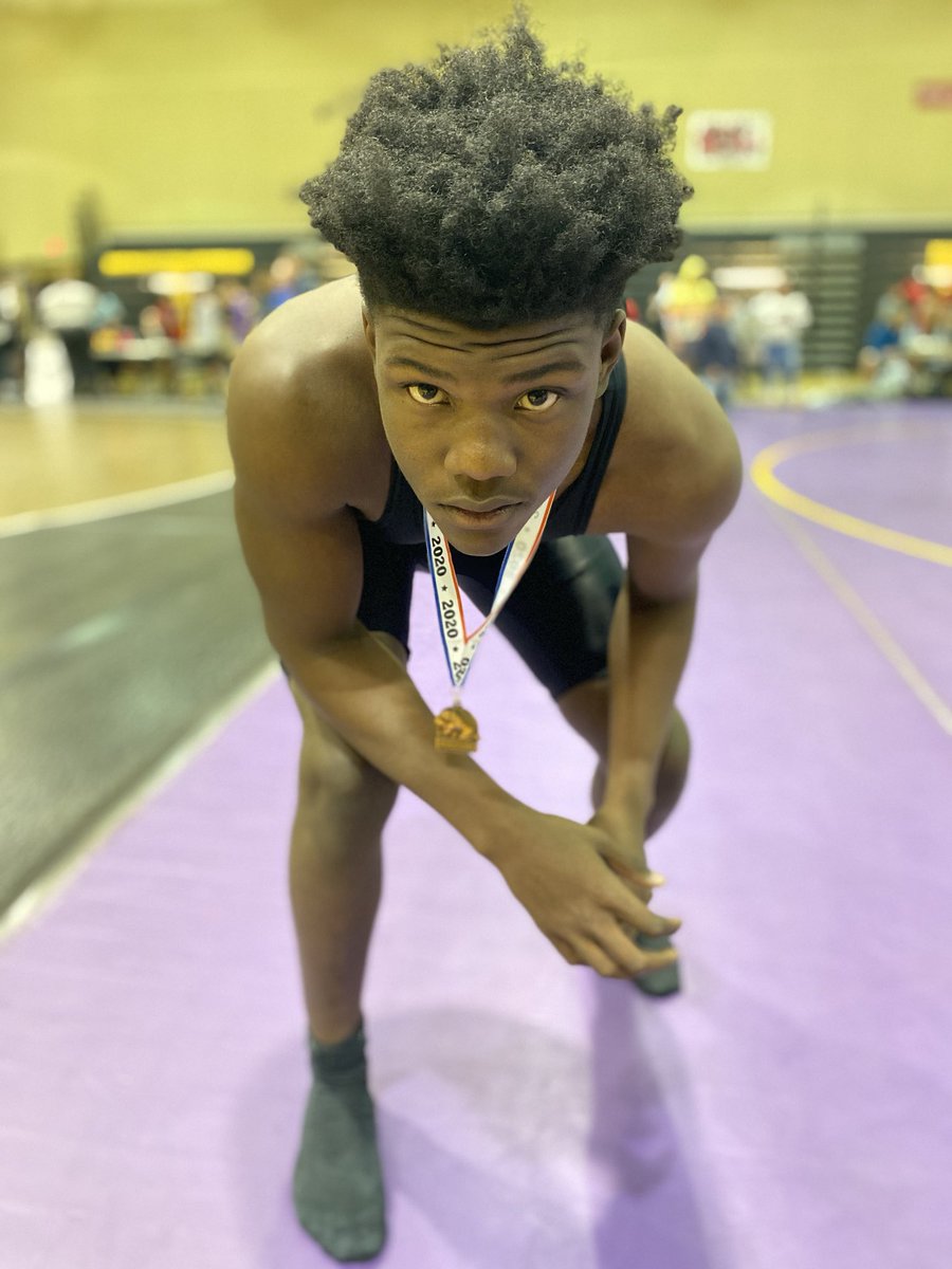 MrJessRivera1's tweet photo. Congratulations to Jy’Rae Petit-Frere for winning a bronze medal at the 182 weight class at the TC TOURNAMENT #TheWESTPrepMagnet #TheWESTPrep #FPWA #WESTPrep https://t.co/NvKF9aobkS