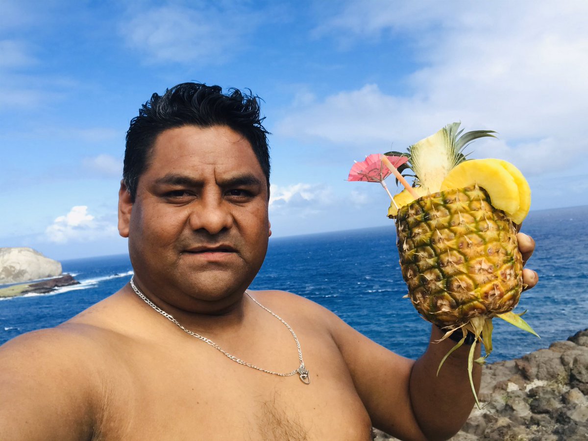 YefriRamos8's tweet photo. Hawaii https://t.co/oEGIwInoqU