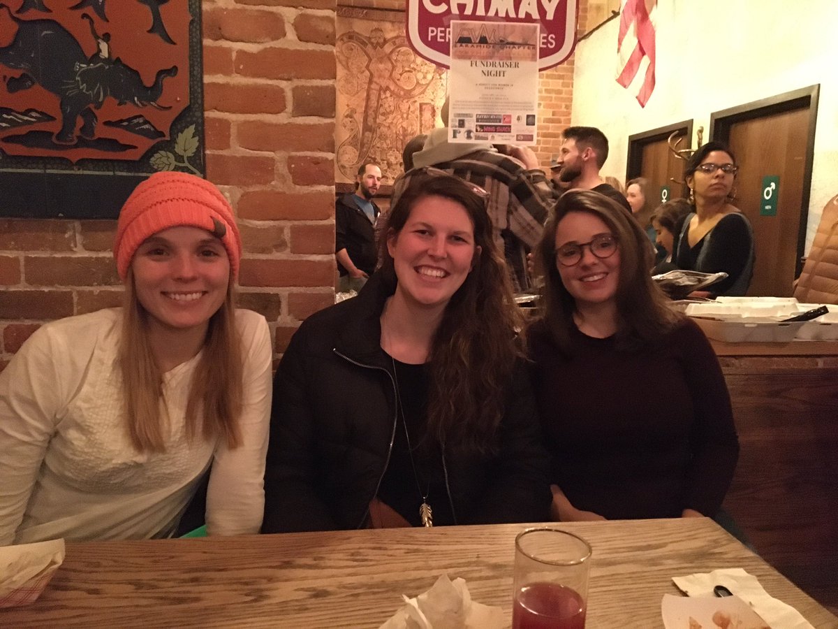 WIGSunco's tweet photo. Come down and hang with these fun ladies!! @Buzzzworm1 and other WIGS 👍🏻 https://t.co/CI8s4PVI8e