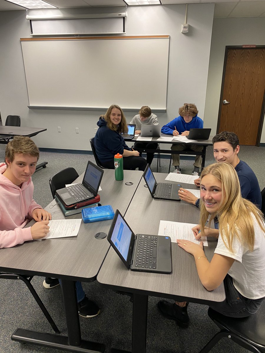 MsRauschMWHS's tweet photo. 10th grade students ran around the school today to compete in the Essay Writing Bootcamp—they’re ready to CRUSH this research essay! 📝💯 https://t.co/v8U9ceQHis
