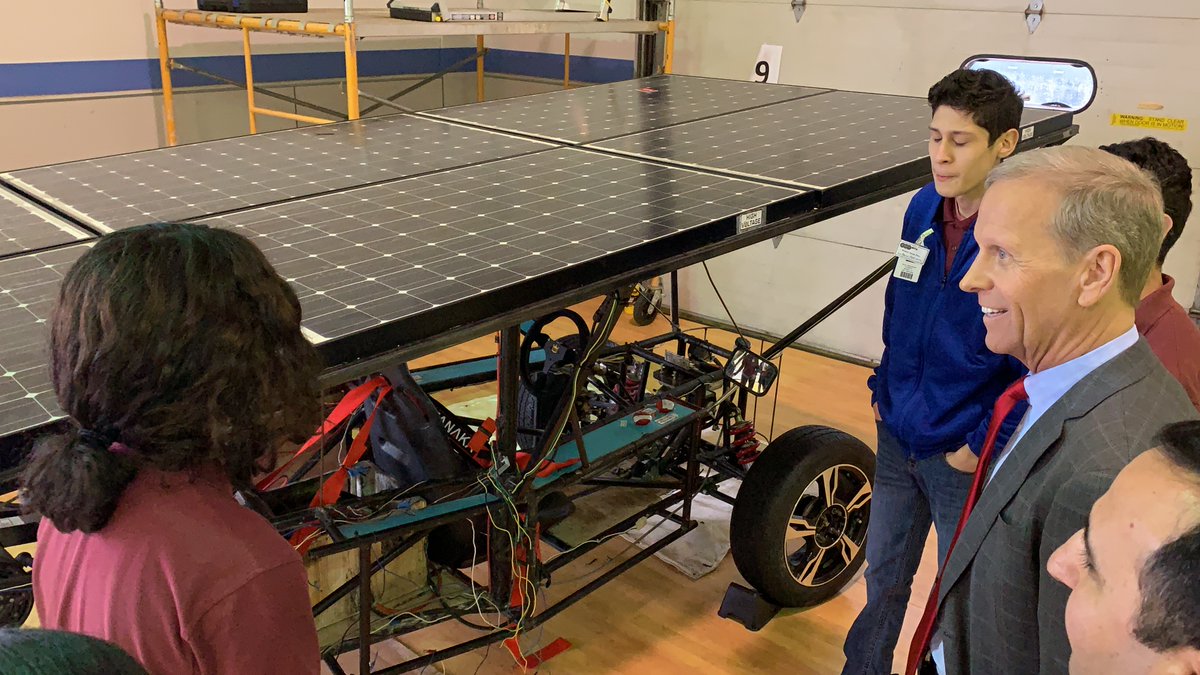 doveschoolsok's tweet photo. Many thanks to U.S. Assistant Secretary of Education, Frank Brogan, for visiting Dove Science Academy High School OKC today! Mr. Brogan’s visit was to see how Dove's challenging STEM-focused curriculum and supportive community culture are driving student success. https://t.co/ZvfPv987MW