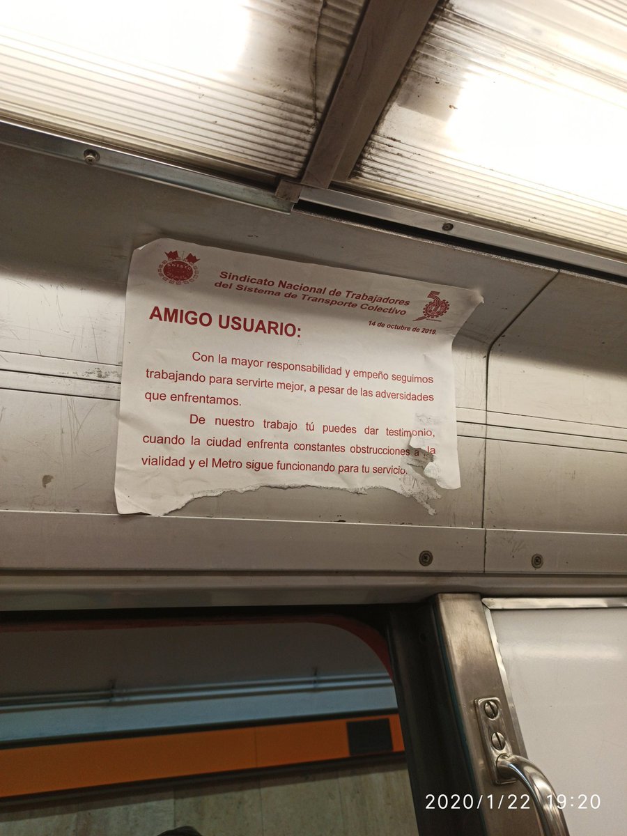 acsey1401's tweet photo. @MetroCDMX @MetrobusCDMX @Claudiashein 😂🤣😭no sé si reír o llorar, llevo 30 minutos parado entre Tacubaya y constituyentes https://t.co/TiWgEyBozq