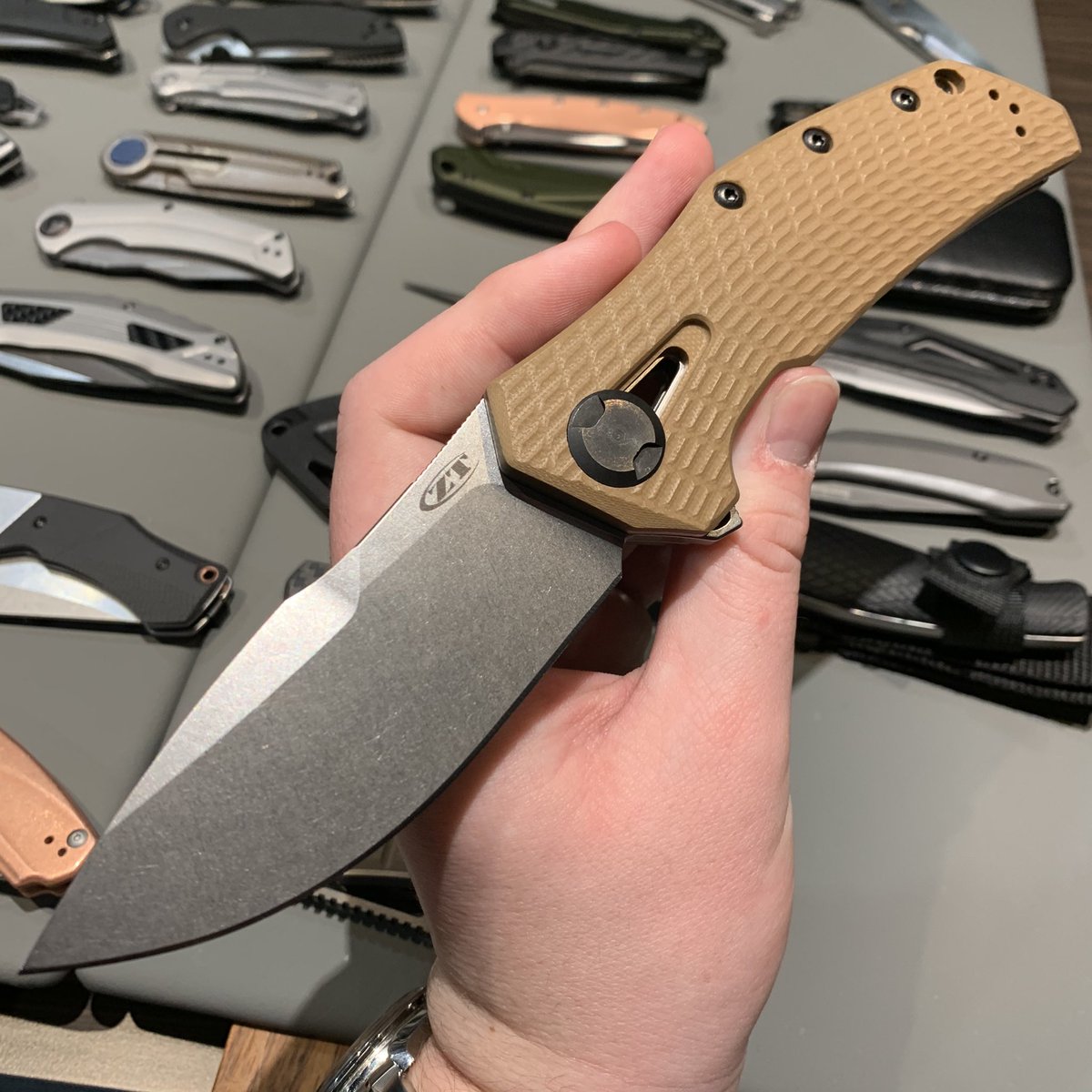 St. Nick's Knives tweet media