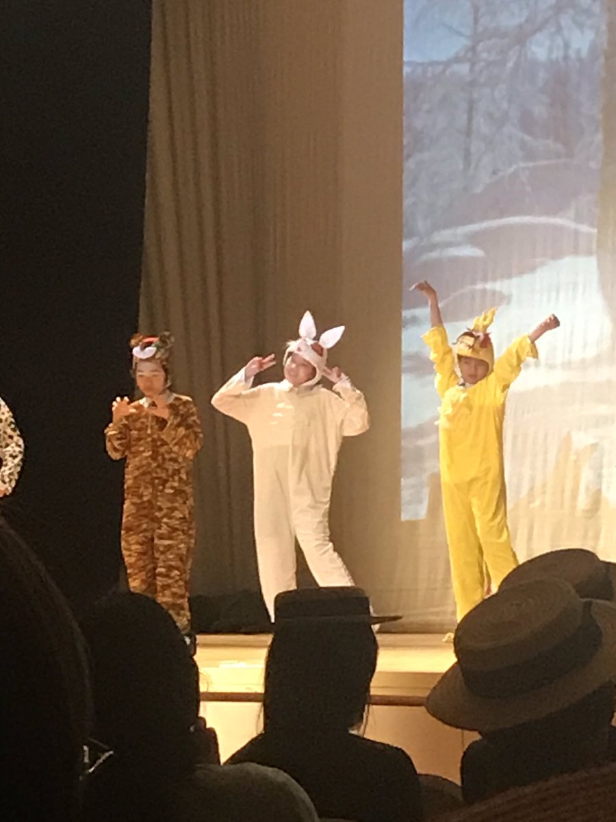 HHKSNightingale's tweet photo. Incredibly proud of Charlize, Anna, Maggie, Alisa, Jasmine, Angelina, Jo and Sophia, for taking part in the epic US Chinese New Year Assembly π€©πππ§§@Harrow_HK #borntobestars #pride #nightingalefam https://t.co/zUvIelpzsx