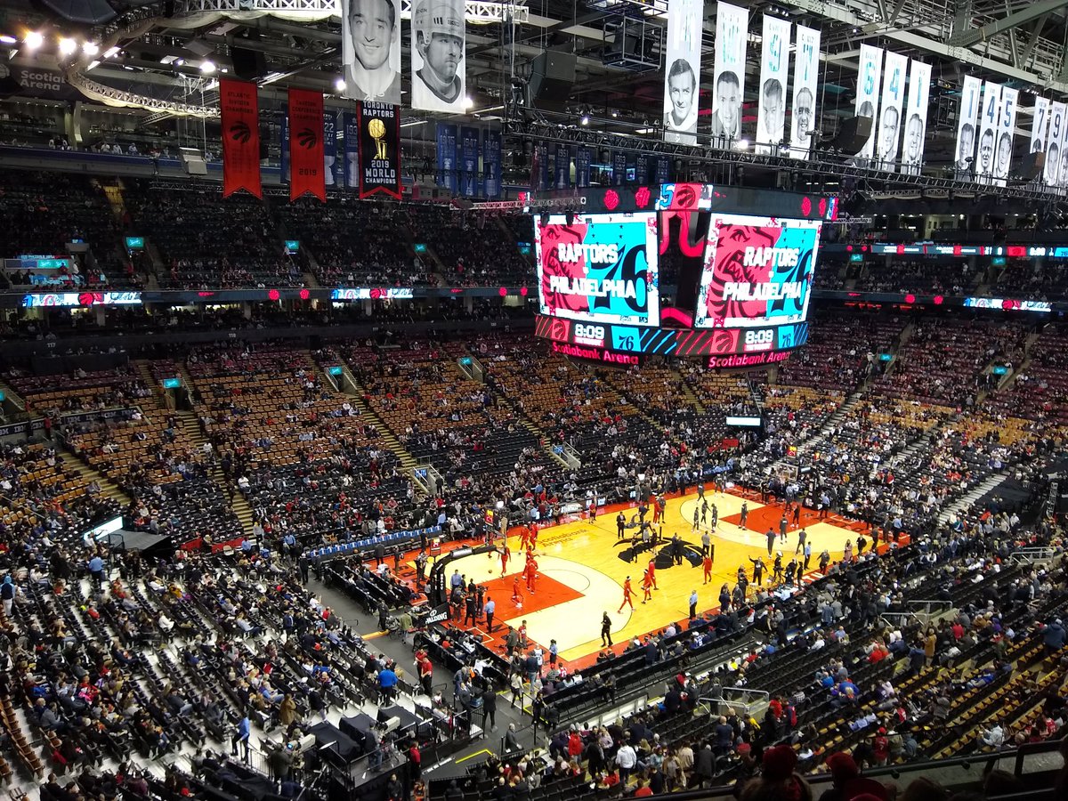 EastviewLibrary's tweet photo. @EastviewTDSB is in the house. #Raptors @Raptors https://t.co/kpa3oUvRAY