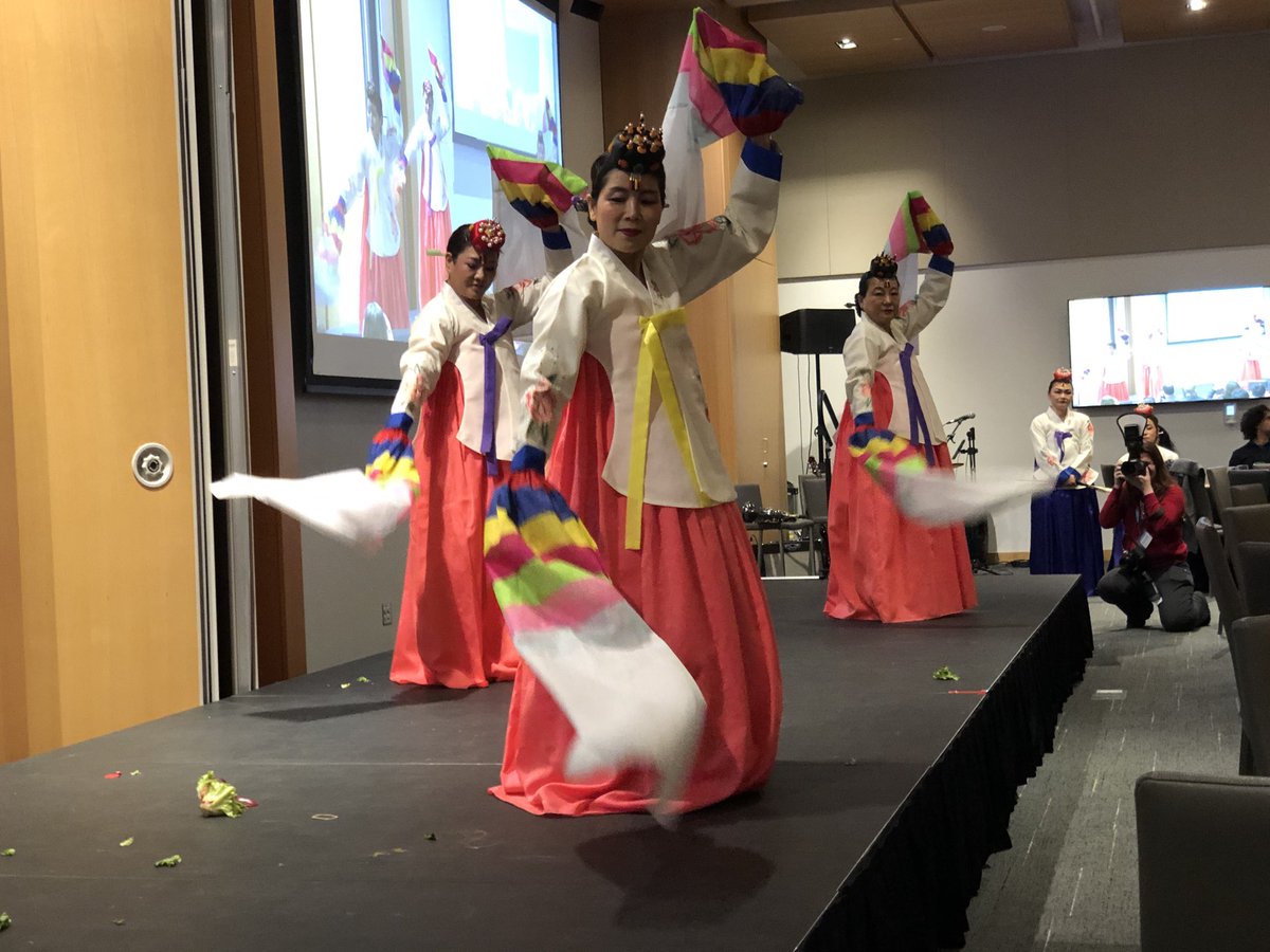 Celebrated the Lunar New Year with Centennial College friends and colleagues this evening. Inspiring words from President Stephenson on this special occasion ⁦<a href="/CentennialEDU/">Centennial College</a>⁩ ⁦<a href="/CentennialSCHS/">Faculty of Integrated Health & Community Care</a>⁩